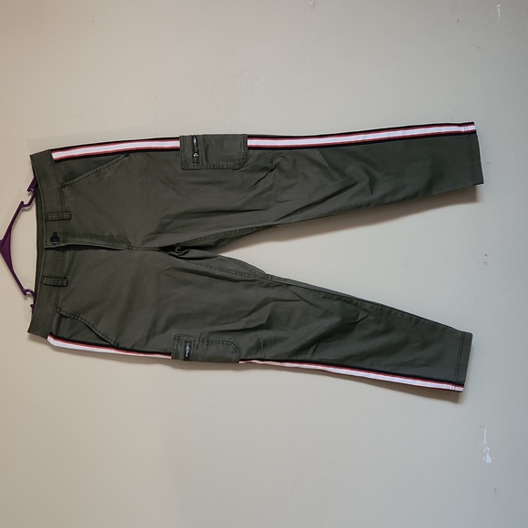 Athleta Summit Cargo Pants Size 2 - Picture 3 of 14